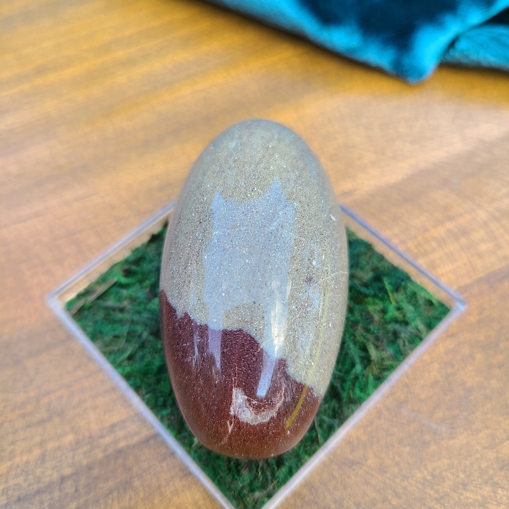 Shiva Lingham Stone from India – Sacred Energy & Highest Frequency - Picture 3 of 4